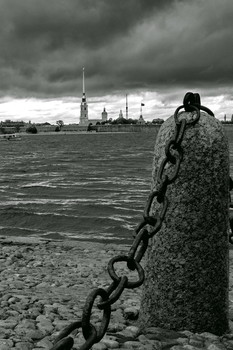 Пасмурно. / Вспоминая Питер.