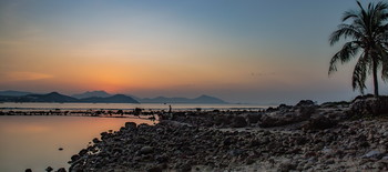 Из-за гор тихо солнце вставало... / (Hainan island) Когда восходит звезда рыбака...