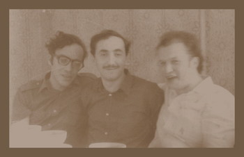Три товарища / Это конец 70, начало 80 годов прошлого века. Скан с не очень качественной фотографии
