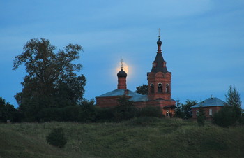 В прятки с Луной / Вечер. Август 2020.