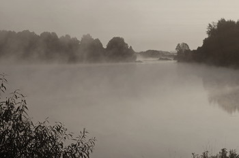 Начало осени. / Утро на озере.