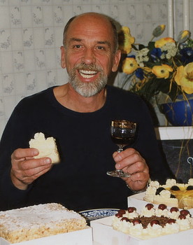 75, однако !!! / ЖИТЬ, как говорится, хорошо!
А ХОРОШО жить - ещё ЛУЧШЕ!