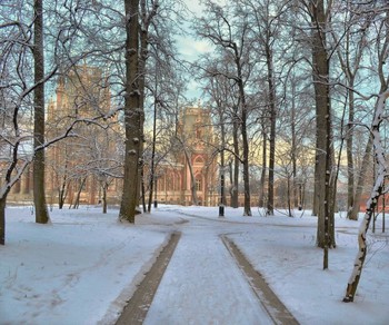 Зимнее утро в Царицынском парке / Москва .Государственный историко-архитектурный художественный и ландшафтный музей заповедник Царицыно