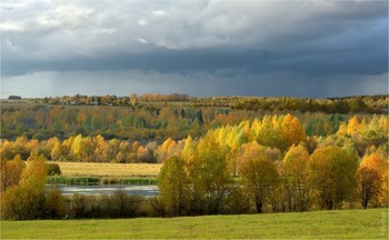 &nbsp; / &quot;Есть в осени первоначальной
Короткая, но дивная пора&quot;
(Ф.И.Тютчев)