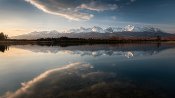 &nbsp; / Beautiful sunset on small pond under the mountains :)