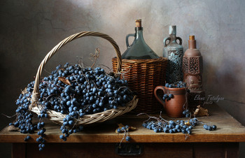 Будущее вино / натюрморт с виноградом