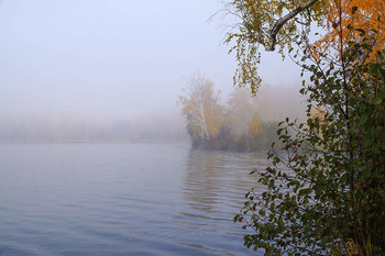 Утро. / Южный Урал. Утро туманное на горном озере.