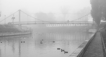 Утро в Октябре* / Мост в тумане...