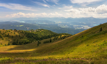 Туристы на горах и озерах Осияхер Зее. Австрия. / Австрия. Туристы на горах и озерах Осияхер Зее.