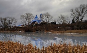 На высоком берегу, на крутом... / Челябинская область, Церковь Покрова Пресвятой Богородицы в селе Булзи, река Синара
