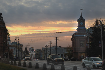 вечерний город / закат во Владимире