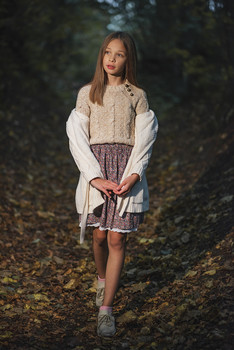 Ночная прогулка / модель Ангелина Табакова
одежда предоставлена студией «Косплей»