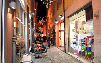 Предрождественские итальянские улочки / Предрождественские итальянские улочки