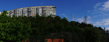 Панорама вершины горы / Дом на вершине горы,с крыши которого мечтаю снять панораму Крымских гор