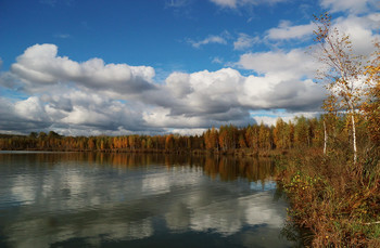 Золотая осень... / Подмосковное озеро...