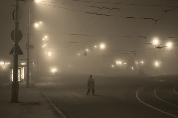 ...увидеть в тумане... / Ночные улицы...