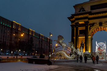 сумерки в Москве / зимняя подсветка