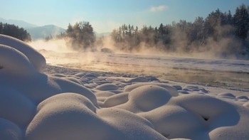 &nbsp; / Начало ледостава на реке