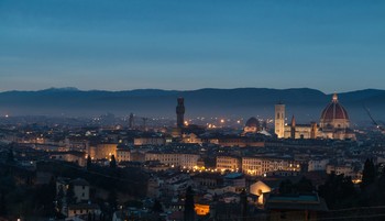 Вечерняя Флоренция. / Вид на Флоренцию с площади Микеланджело (Piazzale Michelangelo) 07.01.2018г.