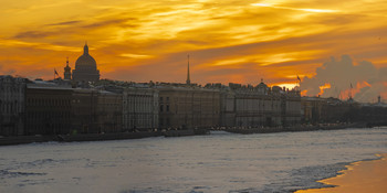 Закатный пейзаж / Вечерняя прогулка по зимнему Петербургу