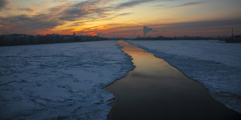 Закат на Неве / Январь в Петербурге