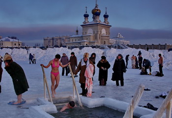 Крещение / Озеро Смолино в Челябинске 19 января