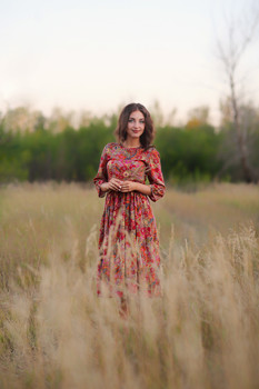 Оля / Портрет красивой девушки