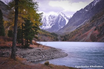 Осень на Шавлинских озерах / Алтай. Северо - Чуйский хребет.