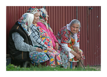 Крапивенские бабушки / село Крапивна, Щёкинского р-на, Тульской обл.