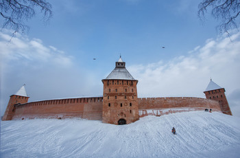 Новгородский кремль зимой / Новгородский кремль зимой