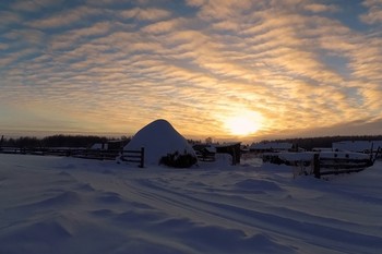 Деревенский зимний вечер / Томская область