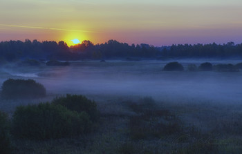 Тихо солнышко вставало,начинался новый день / Осенние рассветы