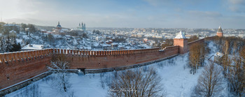 Русская Зима / Россия, Смоленск , Смоленская крепостная стена с видом на город .