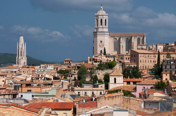 Под сенью соборов / Жирона