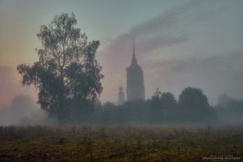 занималась заря / Утро августа из пердей Костромских