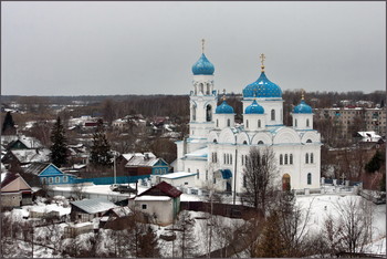 &nbsp; / Торжок – один из старейших городов России и самый богатый на достопримечательности в Тверской области.ученые предполагают, что первые поселения появились здесь в IX веке, а вот первое летописное упоминание о Новом Торге относится к 1139 году. ... Благовещенский (Михаило-Архангельский) храм.