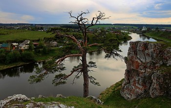 На семи ветрах... / Средний Урал,река Чусовая,скала Слободской камень