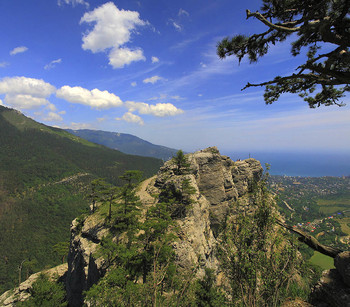 Ставри-Кая / Крым, Ай-Петри. Весна