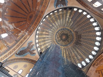 Купол Святой Софии / Фото архитектуры купола Святой Софии