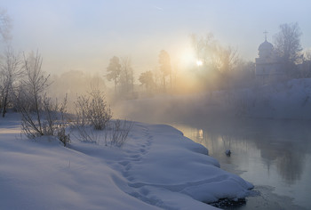 Рассвет на реке. / морозное утро, истра
