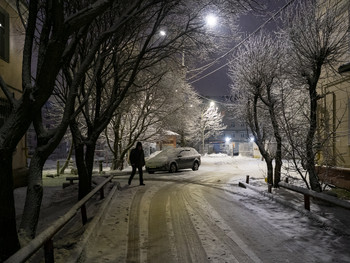 Во дворе с утра / г. Новгород Великий