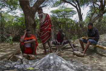 Кузнецы...) / Племя Дагота,Танзания