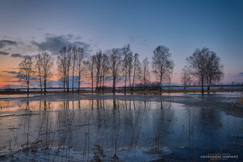 Силуэты апреля / Весенний закат на берегу Волги