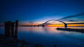 &nbsp; / Blaue Stunde an der Fehmarnsundbrücke