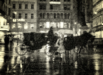 Двое под одним зонтом / Из серии &quot;Прогулки по вечерней Вене в дождь&quot;