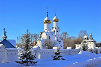 Купола / Зима , купола , солнечный день