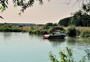 Новая жизнь / Новая жизнь моторки после ремонта