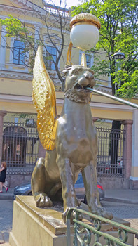 Банковский мостик / г. Санкт-Петербург, канал Грибоедова, золотые львы