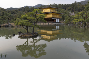 Храм Кинкаку-дзи / Киото, 14 век