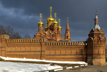 На закате / весна, вечер, Сергиев Посад, Гефсиманский Черниговский скит.